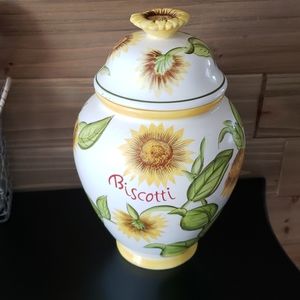 Cookie jar